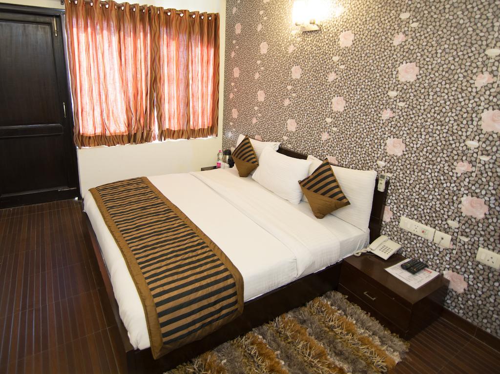Airport Hotel Jet Inn Suites Νέο Δελχί Εξωτερικό φωτογραφία