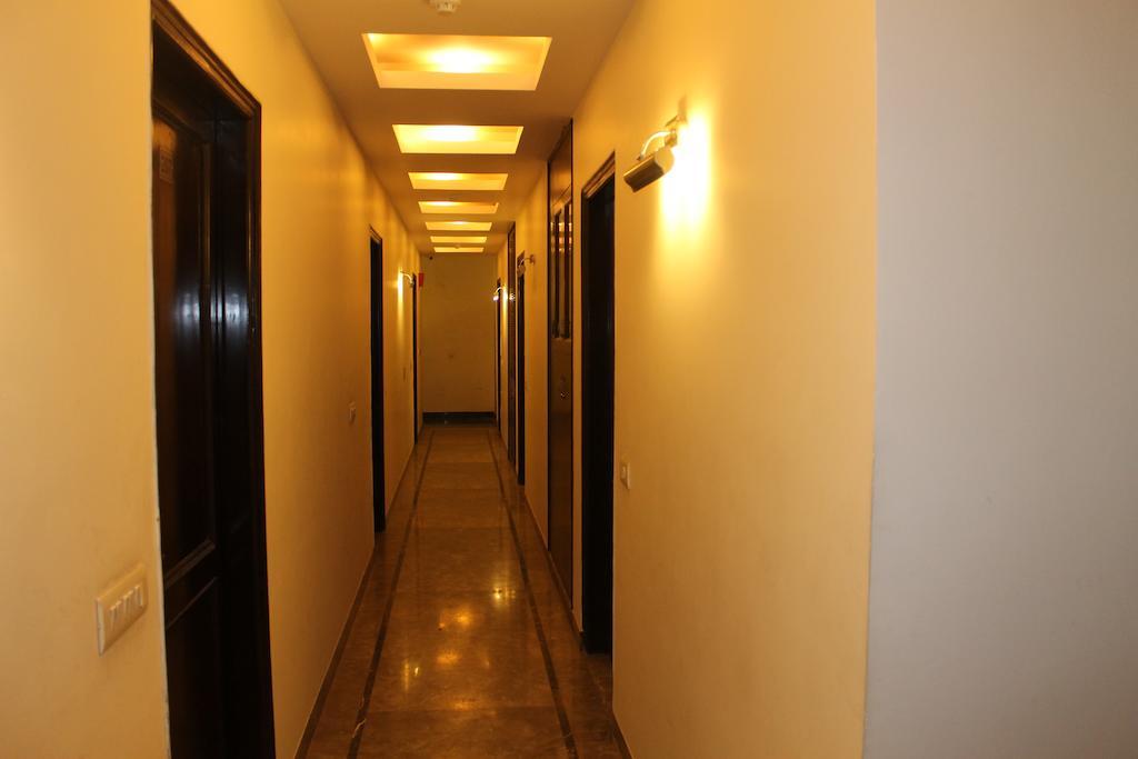 Airport Hotel Jet Inn Suites Νέο Δελχί Εξωτερικό φωτογραφία
