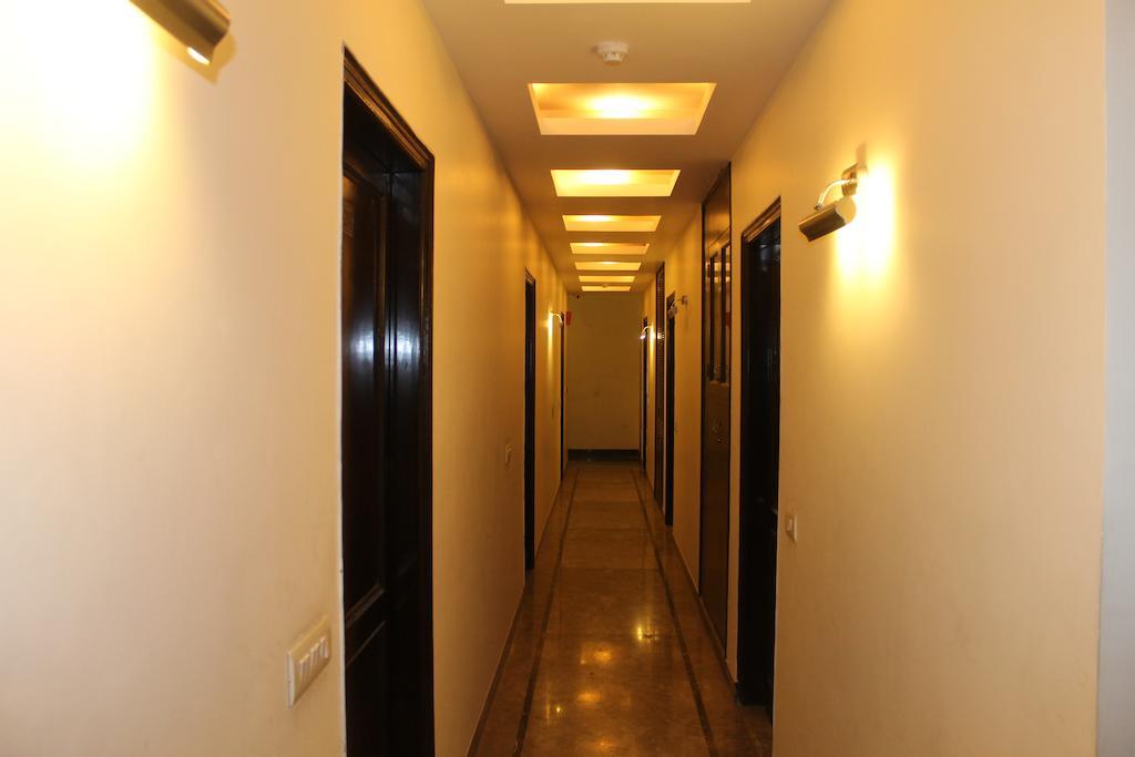 Airport Hotel Jet Inn Suites Νέο Δελχί Εξωτερικό φωτογραφία