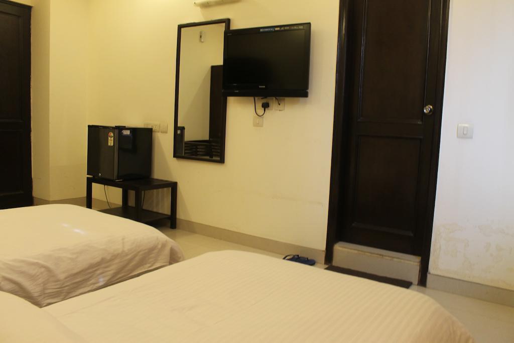 Airport Hotel Jet Inn Suites Νέο Δελχί Εξωτερικό φωτογραφία