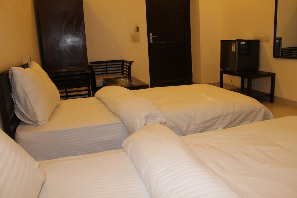 Airport Hotel Jet Inn Suites Νέο Δελχί Εξωτερικό φωτογραφία