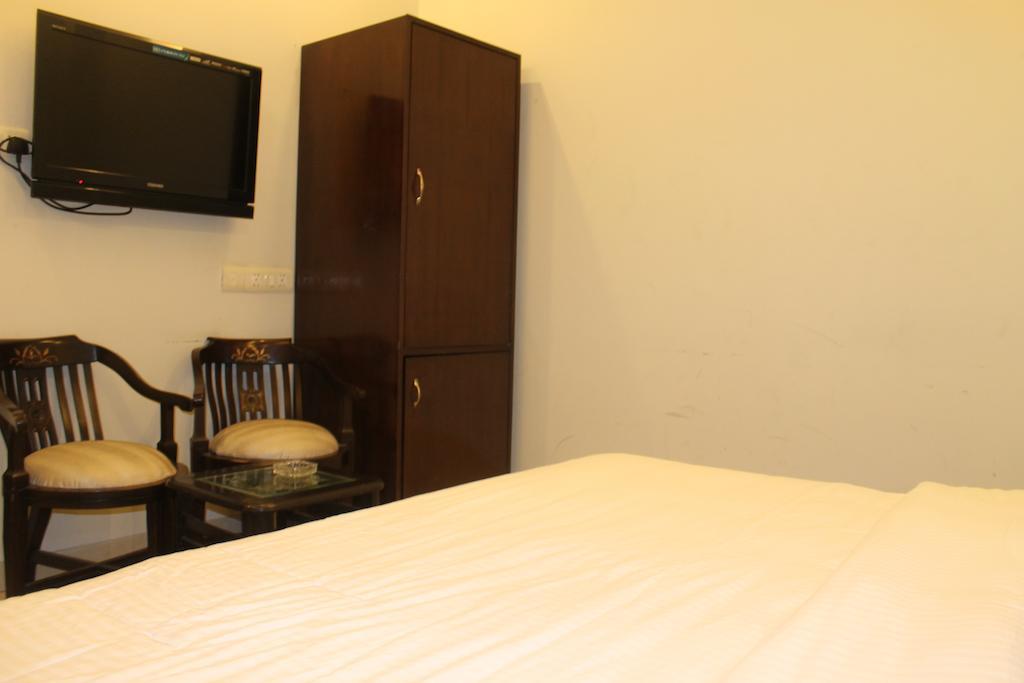 Airport Hotel Jet Inn Suites Νέο Δελχί Εξωτερικό φωτογραφία
