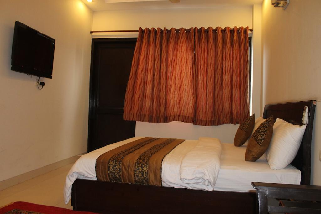 Airport Hotel Jet Inn Suites Νέο Δελχί Δωμάτιο φωτογραφία