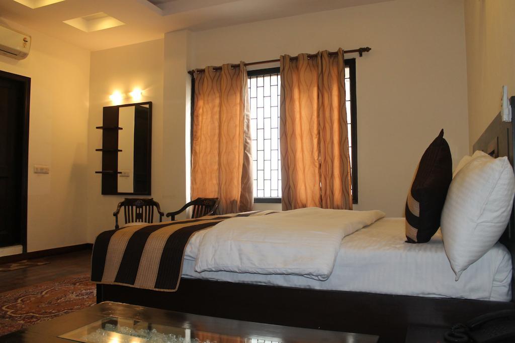 Airport Hotel Jet Inn Suites Νέο Δελχί Δωμάτιο φωτογραφία